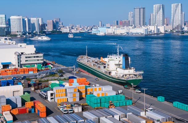 Shipping to Japan - Tokyo harbor